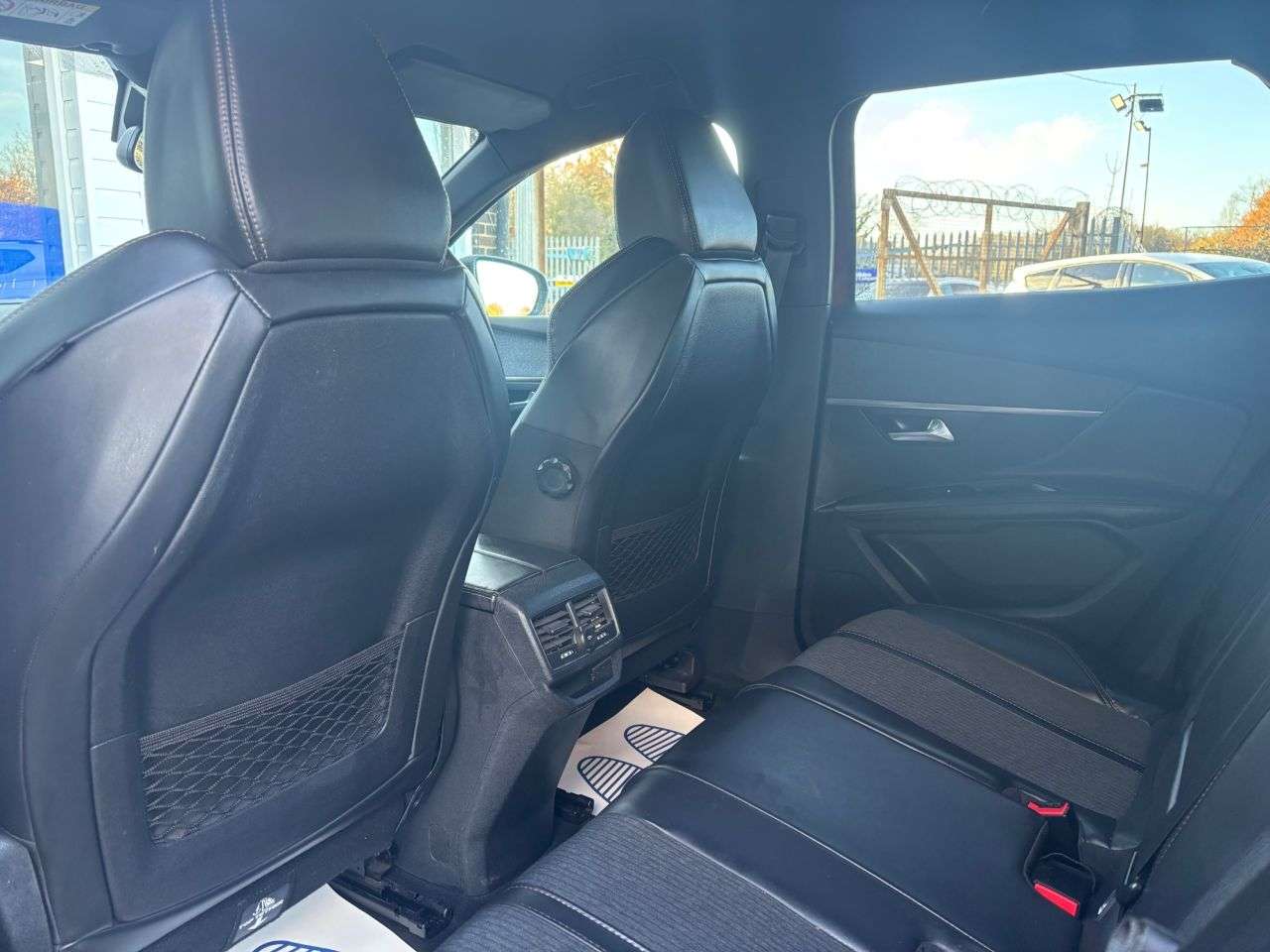 2017 PEUGEOT 3008 2017 PEUGEOT 3008