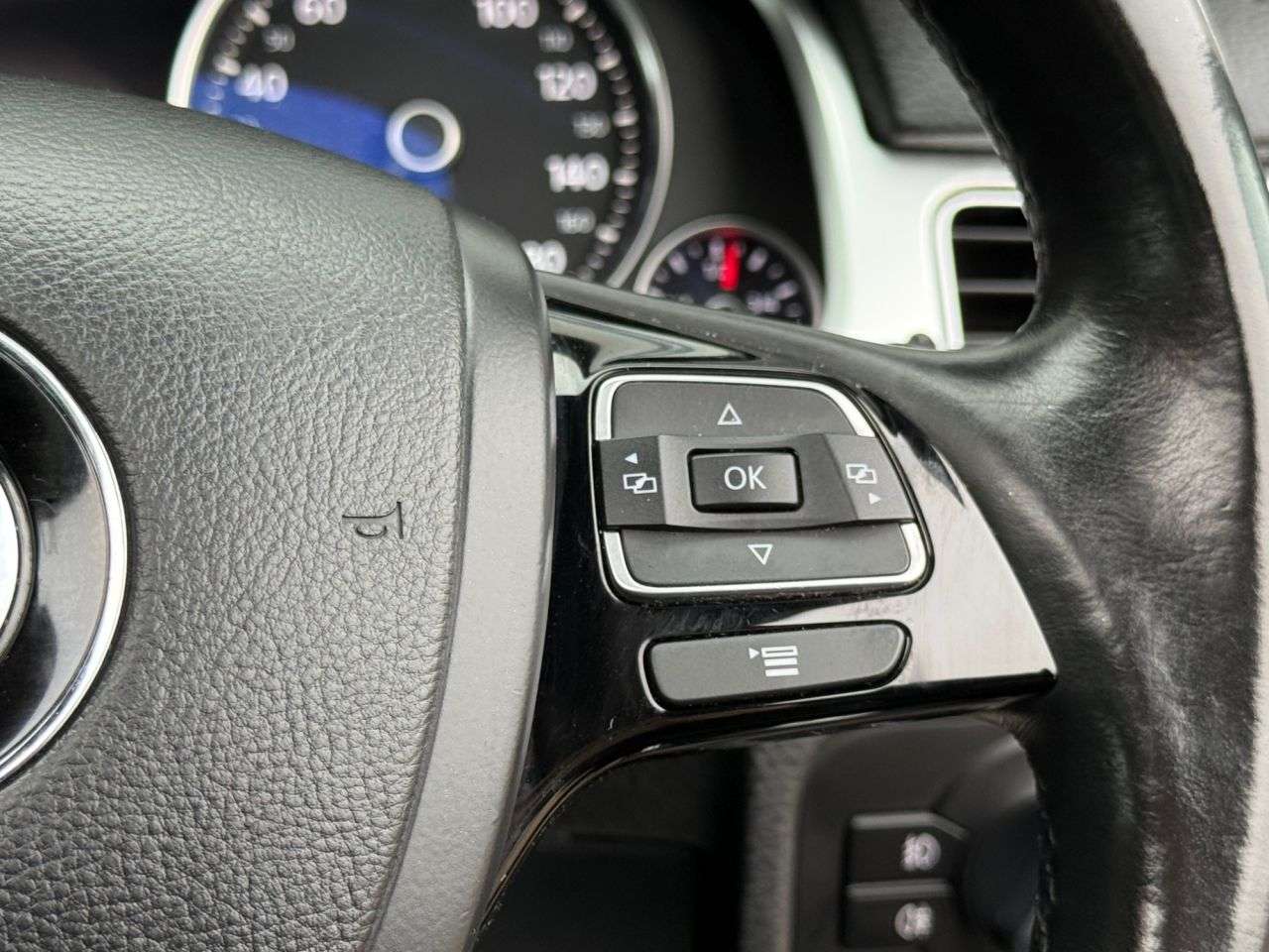 2016 VOLKSWAGEN TOUAREG 2016 VOLKSWAGEN TOUAREG