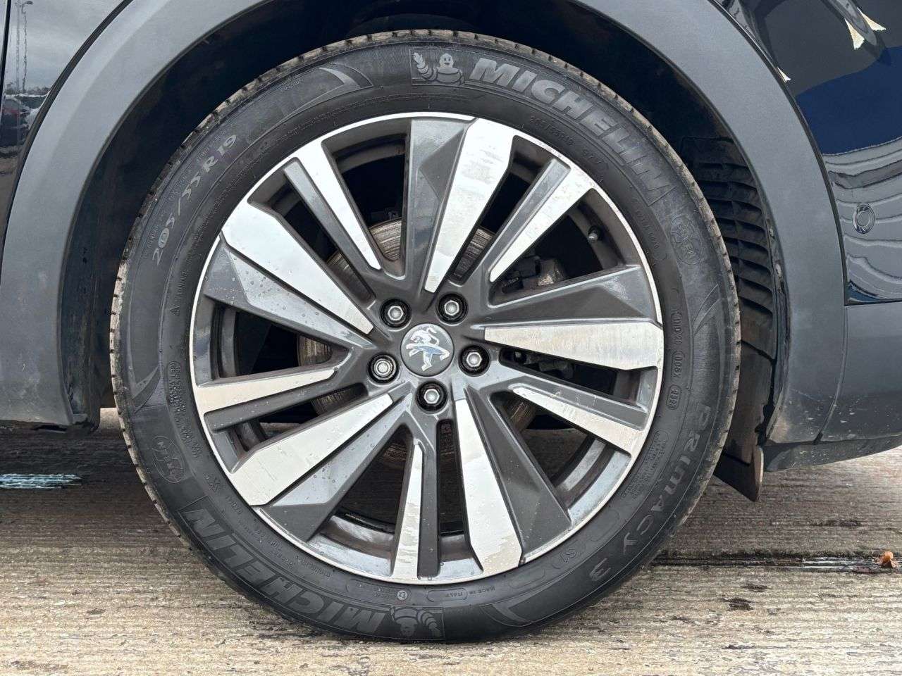 2019 PEUGEOT 3008 2019 PEUGEOT 3008