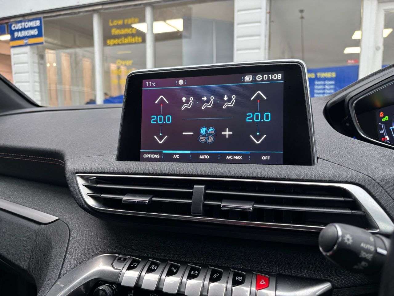 2019 PEUGEOT 3008 2019 PEUGEOT 3008