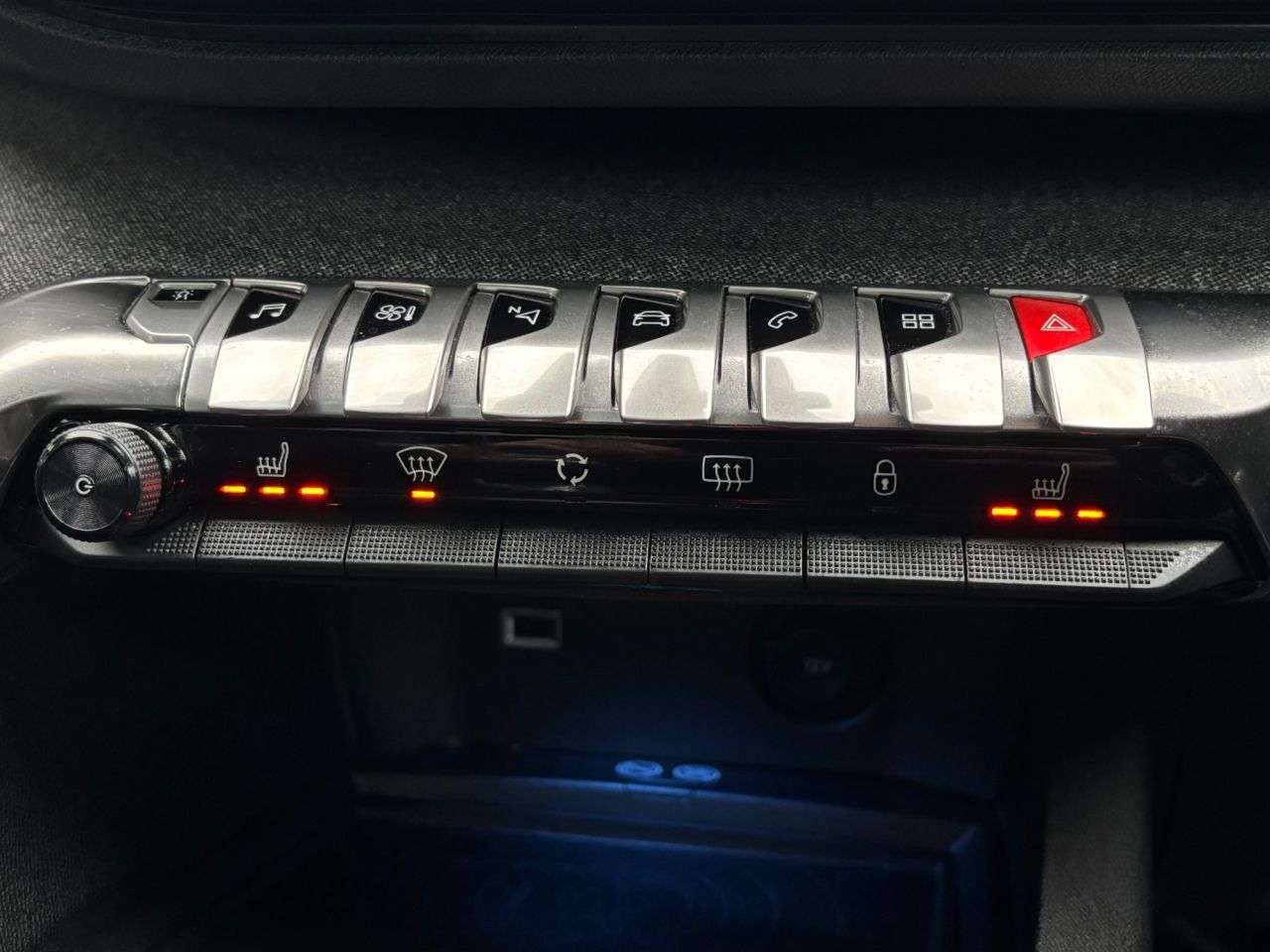 2019 PEUGEOT 3008 2019 PEUGEOT 3008