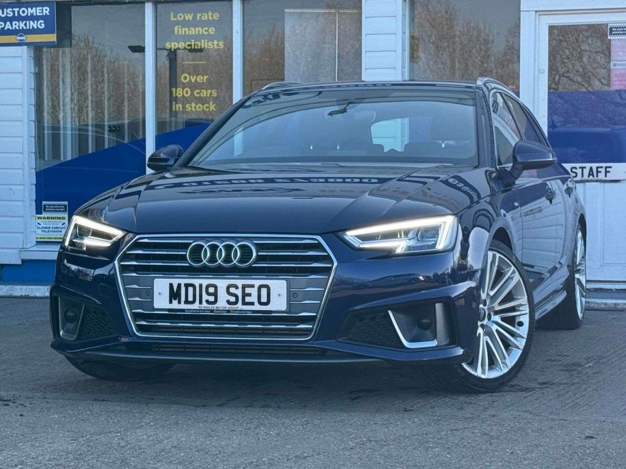 2019 AUDI A4 AVANT 2019 AUDI A4 AVANT