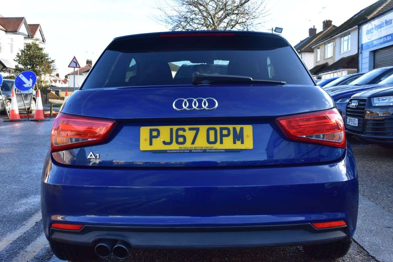 2017 AUDI A1 2017 AUDI A1