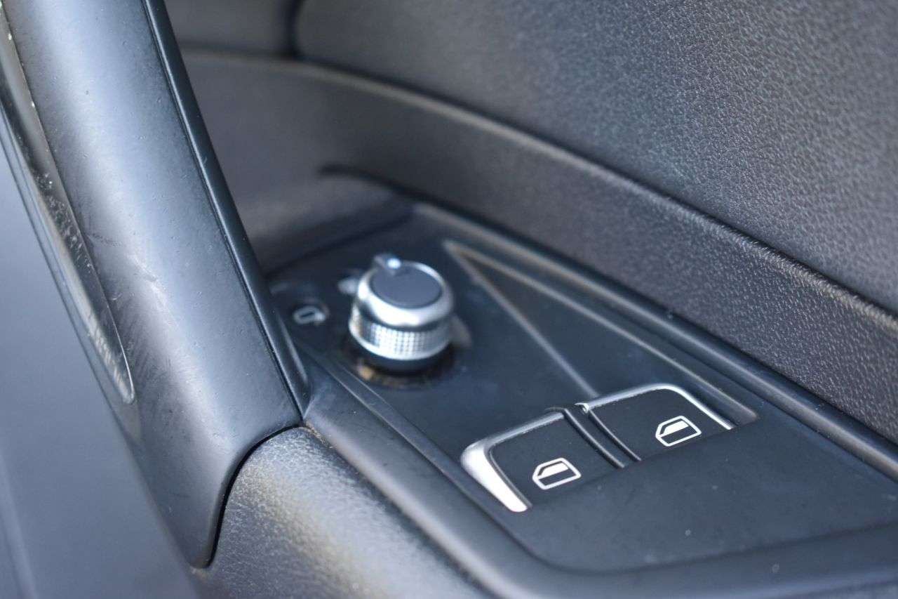 2017 AUDI A1 2017 AUDI A1