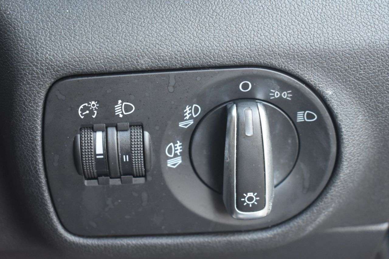 2017 AUDI A1 2017 AUDI A1