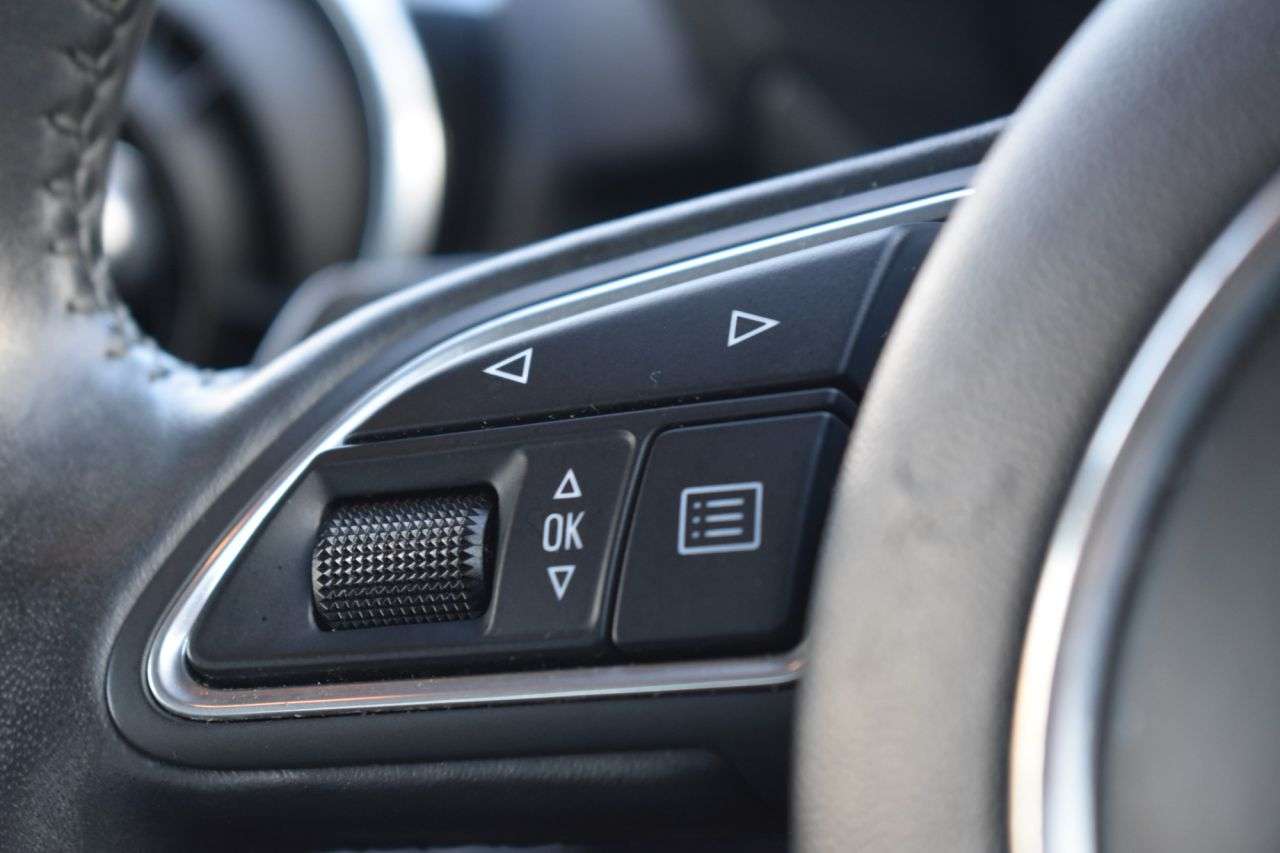 2017 AUDI A1 2017 AUDI A1