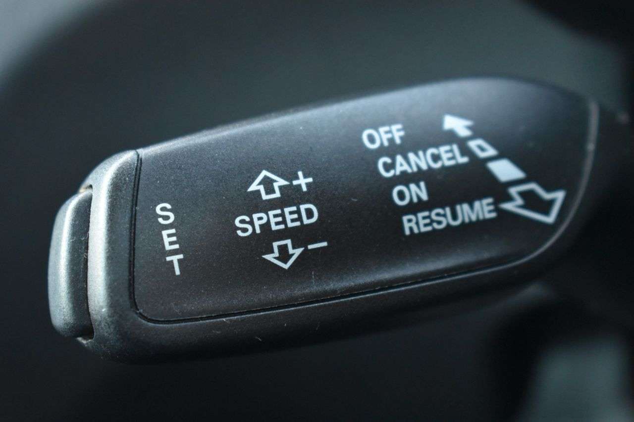 2017 AUDI A1 2017 AUDI A1