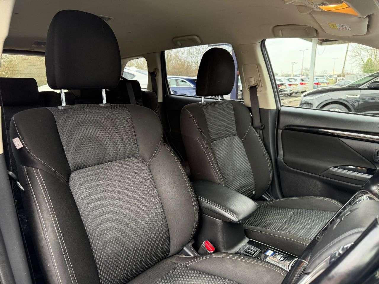 2019 MITSUBISHI OUTLANDER 2019 MITSUBISHI OUTLANDER