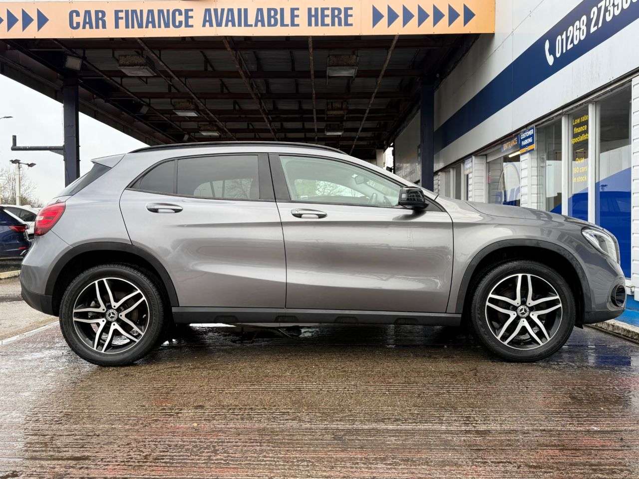 2018 MERCEDES-BENZ 180 2018 MERCEDES-BENZ 180