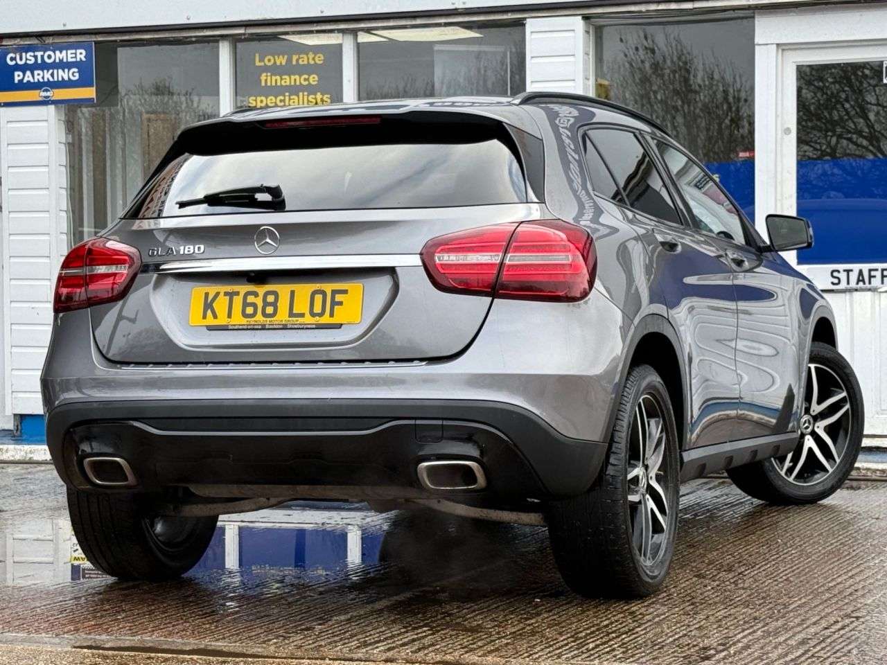 2018 MERCEDES-BENZ 180 2018 MERCEDES-BENZ 180