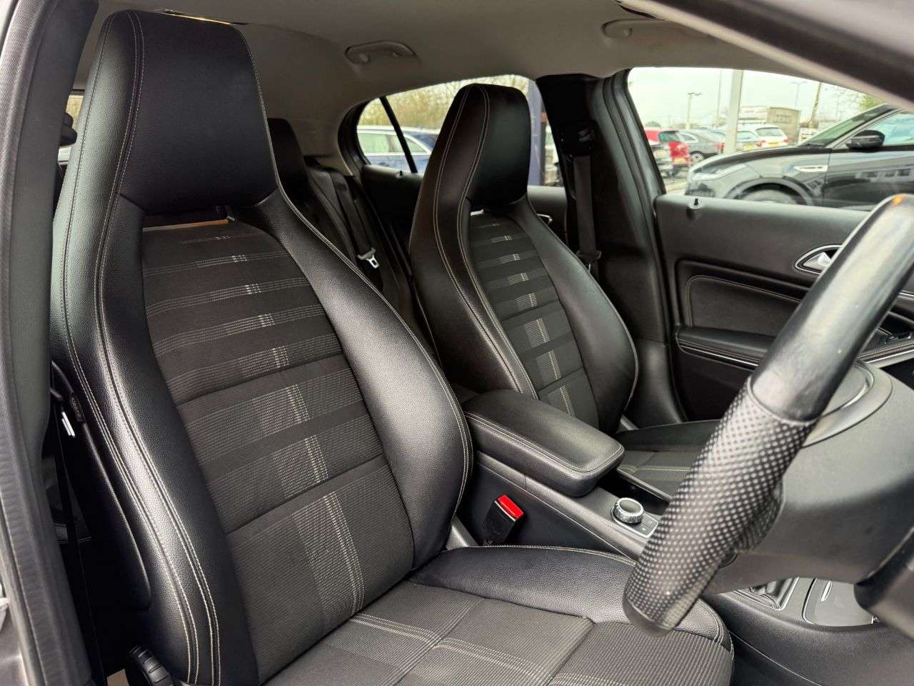 2018 MERCEDES-BENZ 180 2018 MERCEDES-BENZ 180