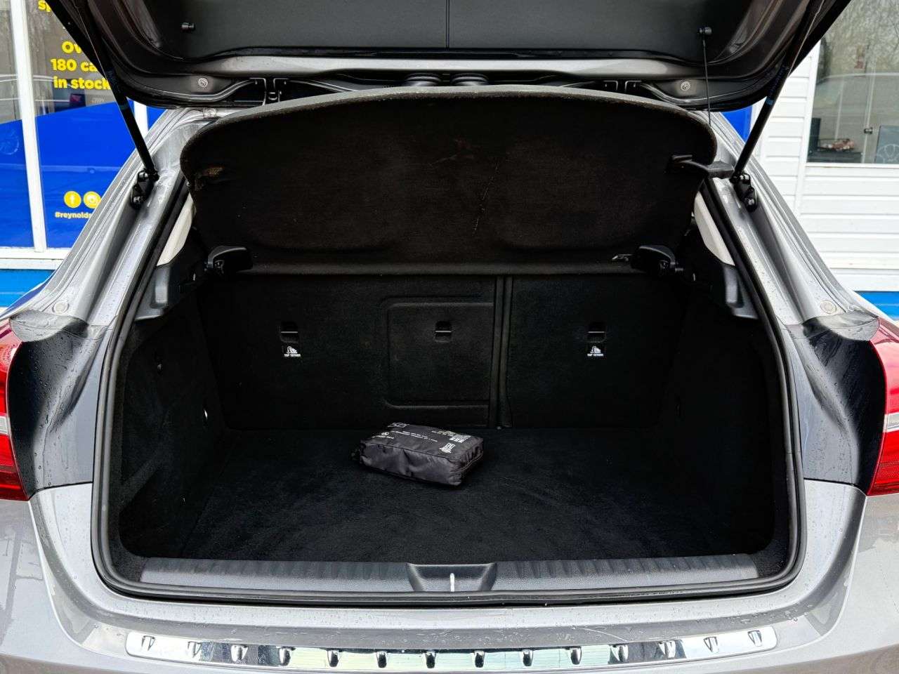 2018 MERCEDES-BENZ 180 2018 MERCEDES-BENZ 180