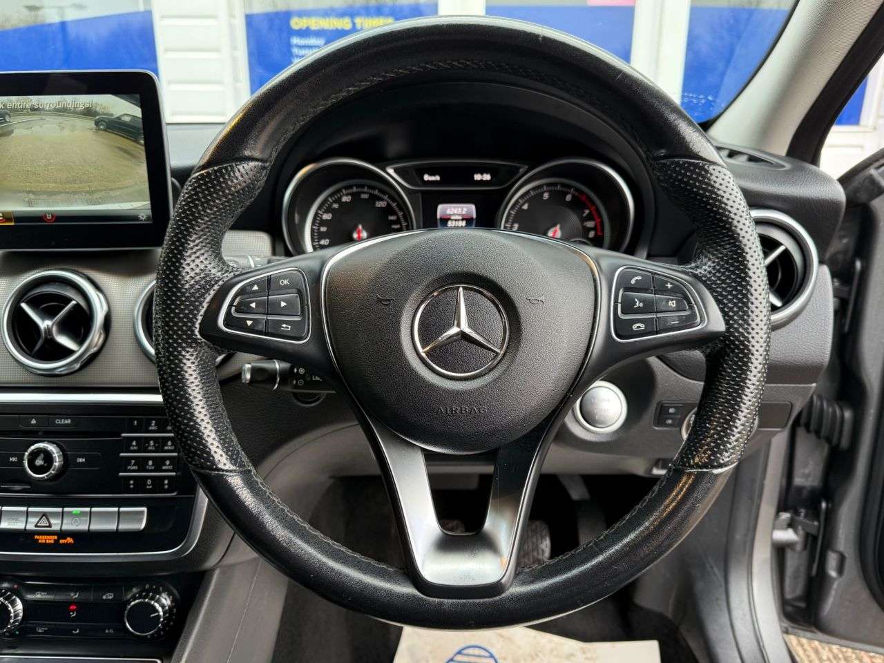 2018 MERCEDES-BENZ 180 2018 MERCEDES-BENZ 180