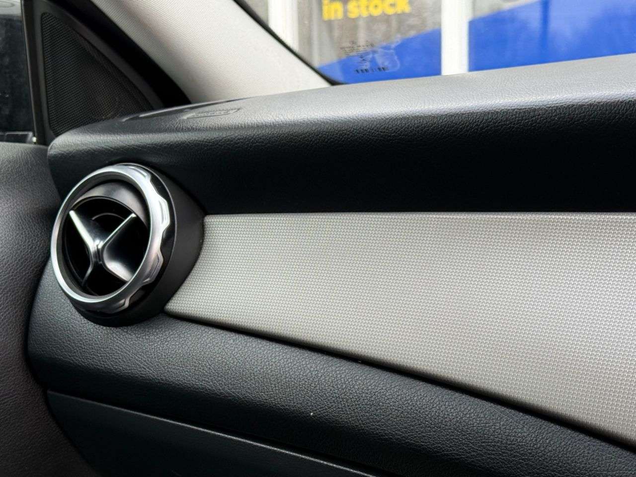 2018 MERCEDES-BENZ 180 2018 MERCEDES-BENZ 180