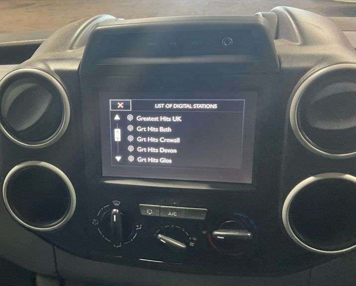 A 2016 CITROEN BERLINGO 1.6 BlueHDi 625 LX Panel Van 5dr Diesel Manual L1 (s/s) (114 g/km, 120 bhp) A 2016 CITROEN BERLINGO 1.6 BlueHDi 625 LX Panel Van 5dr Diesel Manual L1 (s/s) (114 g/km, 120 bhp)