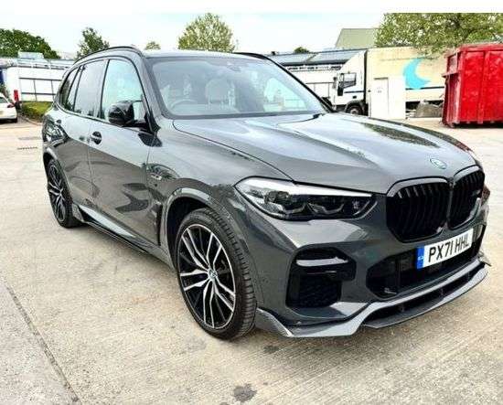 A 2021 BMW X5 3.0 45e 24kWh M Sport SUV PETROL PLUG IN HYBRID AUTOMATIC X-DRIVE 394ps HEA A 2021 BMW X5 3.0 45e 24kWh M Sport SUV PETROL PLUG IN HYBRID AUTOMATIC X-DRIVE 394ps HEA