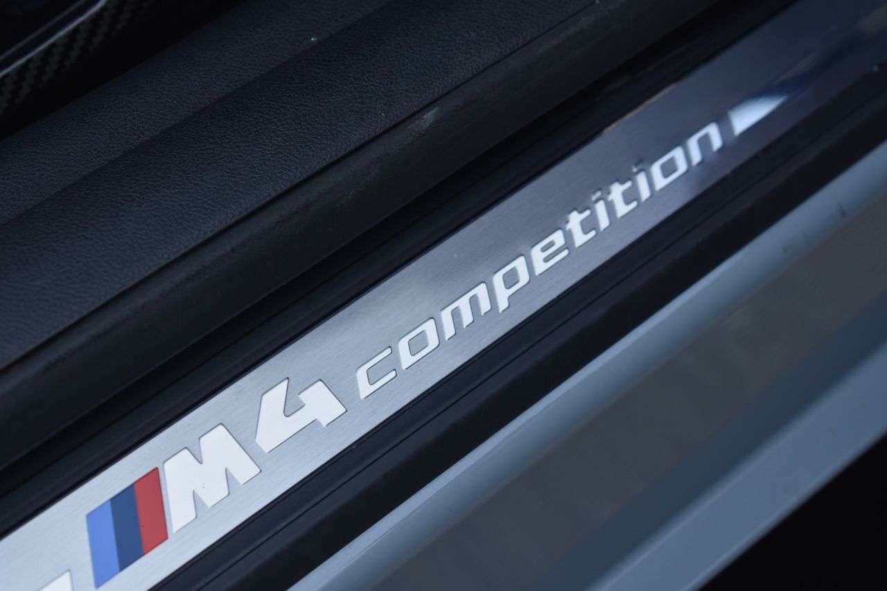 2022 BMW M4 2022 BMW M4