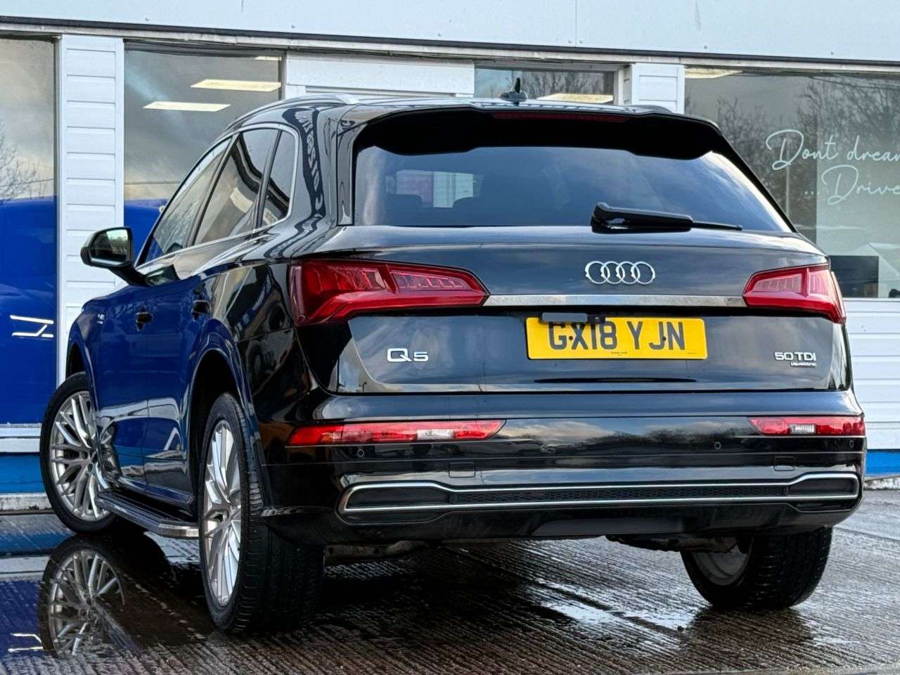 A 2018 AUDI Q5 3.0 TDI V6 S line SUV 5dr Diesel S Tronic quattro Euro 6 (s/s) (286 ps) 2 F A 2018 AUDI Q5 3.0 TDI V6 S line SUV 5dr Diesel S Tronic quattro Euro 6 (s/s) (286 ps) 2 F