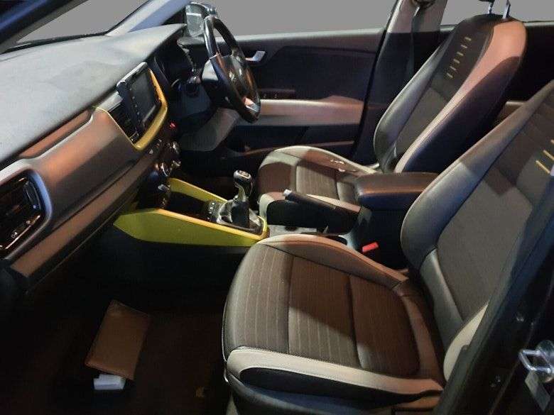 2018 KIA STONIC 2018 KIA STONIC