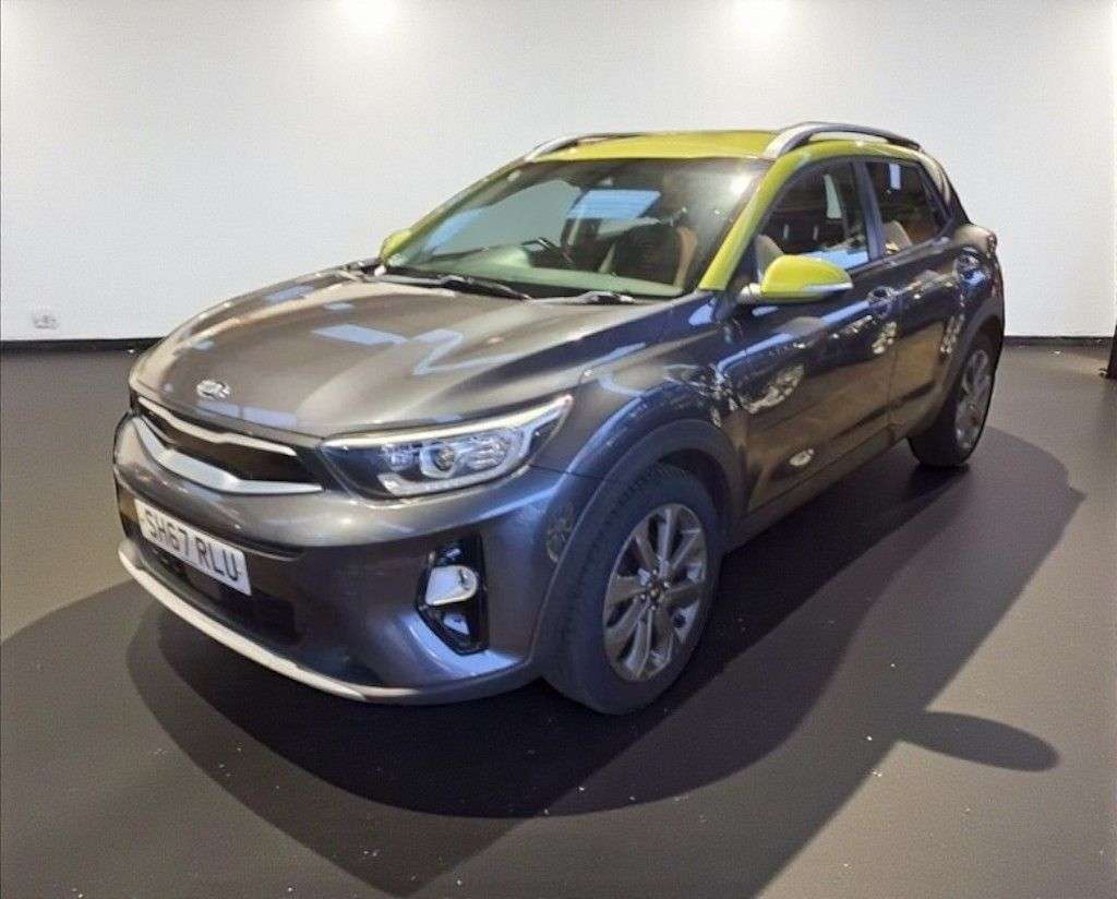 A 2018 KIA STONIC 1.0 T-GDi First Edition SUV 5dr Petrol Manual Euro 6 (s/s) (118 bhp) A 2018 KIA STONIC 1.0 T-GDi First Edition SUV 5dr Petrol Manual Euro 6 (s/s) (118 bhp)