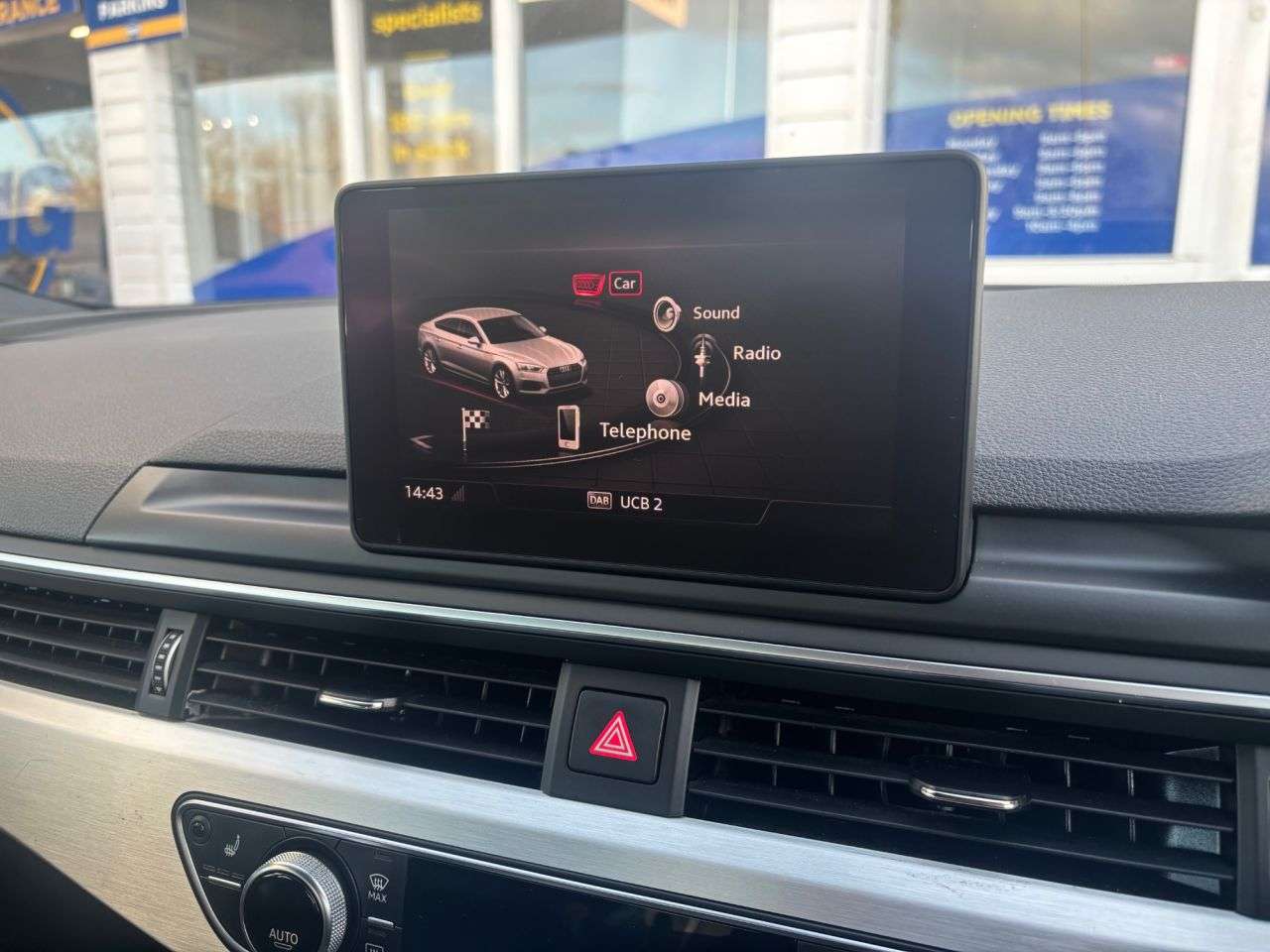 A 2019 AUDI A5 2.0 TFSI 35 S line Sportback 5dr Petrol S Tronic Euro 6 (s/s) (150 ps) COMF A 2019 AUDI A5 2.0 TFSI 35 S line Sportback 5dr Petrol S Tronic Euro 6 (s/s) (150 ps) COMF