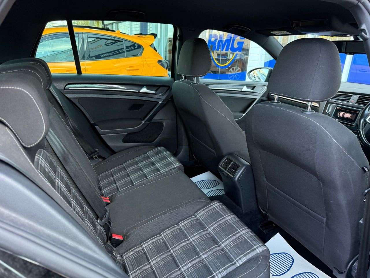 2016 VOLKSWAGEN GOLF 2016 VOLKSWAGEN GOLF