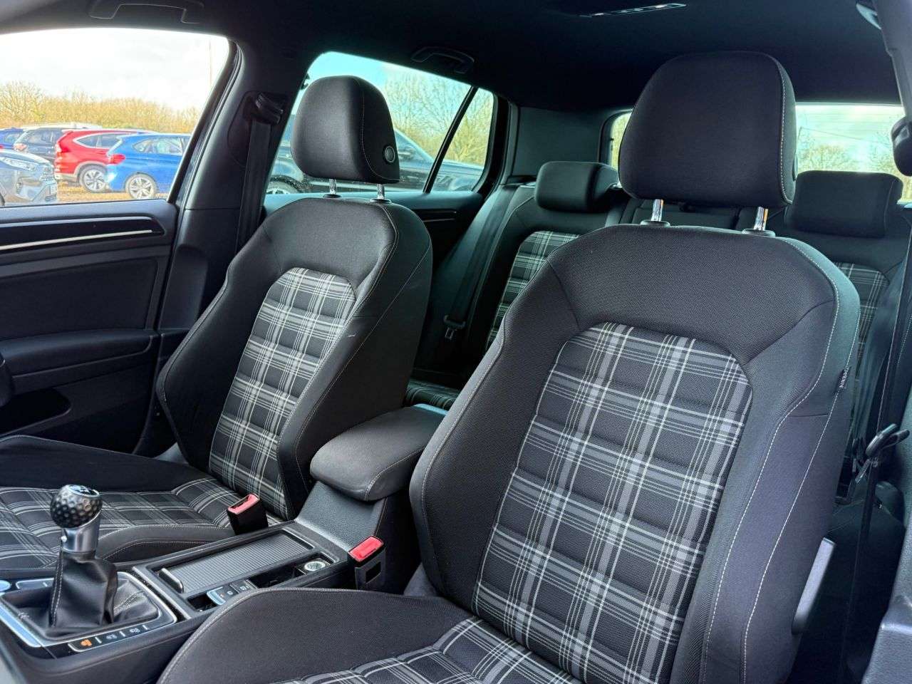 2016 VOLKSWAGEN GOLF 2016 VOLKSWAGEN GOLF