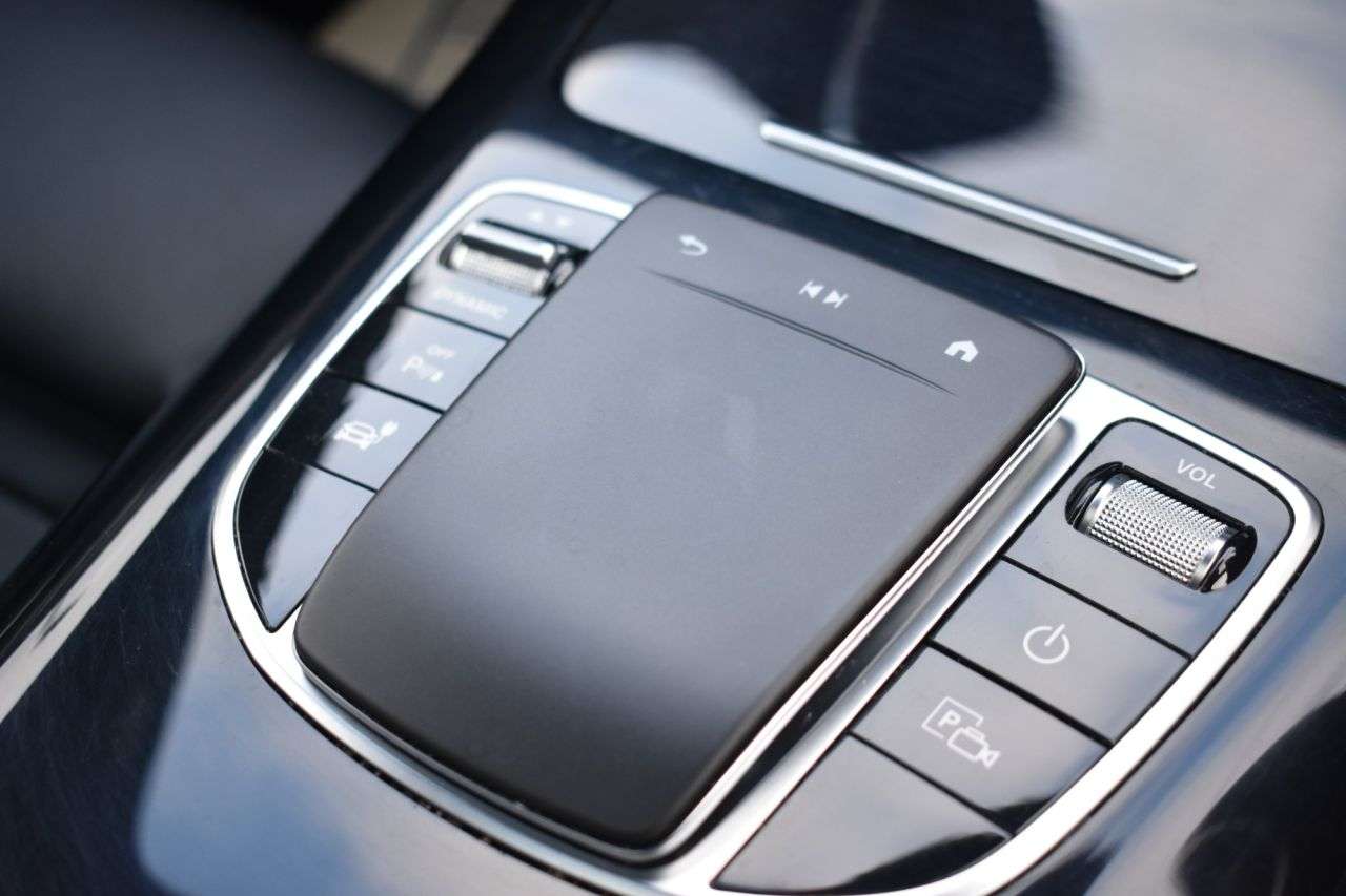 2022 MERCEDES-BENZ EQC 2022 MERCEDES-BENZ EQC