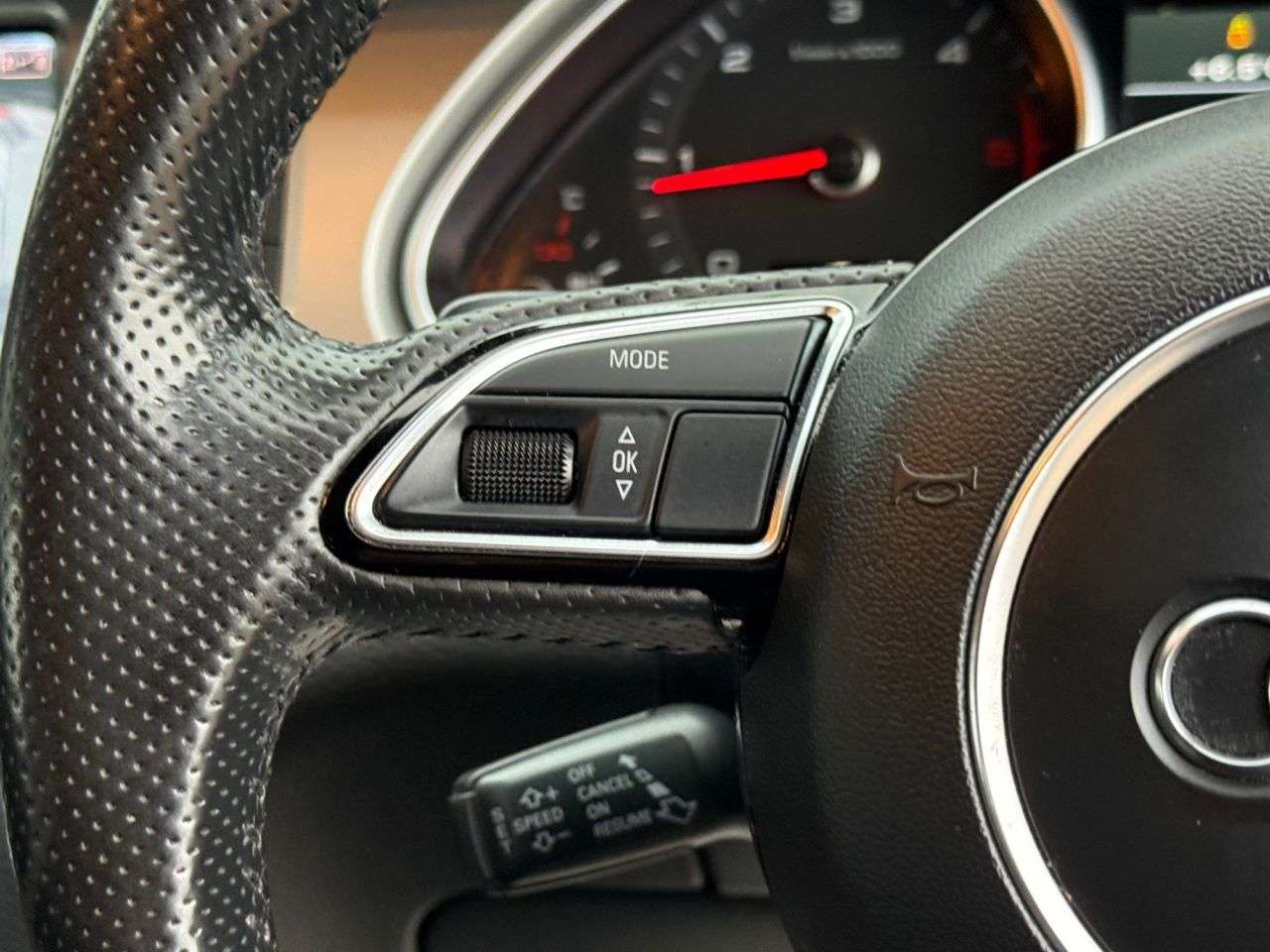 2014 AUDI Q7 2014 AUDI Q7