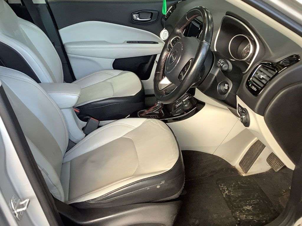 A 2019 JEEP COMPASS 1.4T MultiAirII Limited SUV 5dr Petrol Auto 4WD Euro 6 (s/s) (170 ps) LEATH A 2019 JEEP COMPASS 1.4T MultiAirII Limited SUV 5dr Petrol Auto 4WD Euro 6 (s/s) (170 ps) LEATH