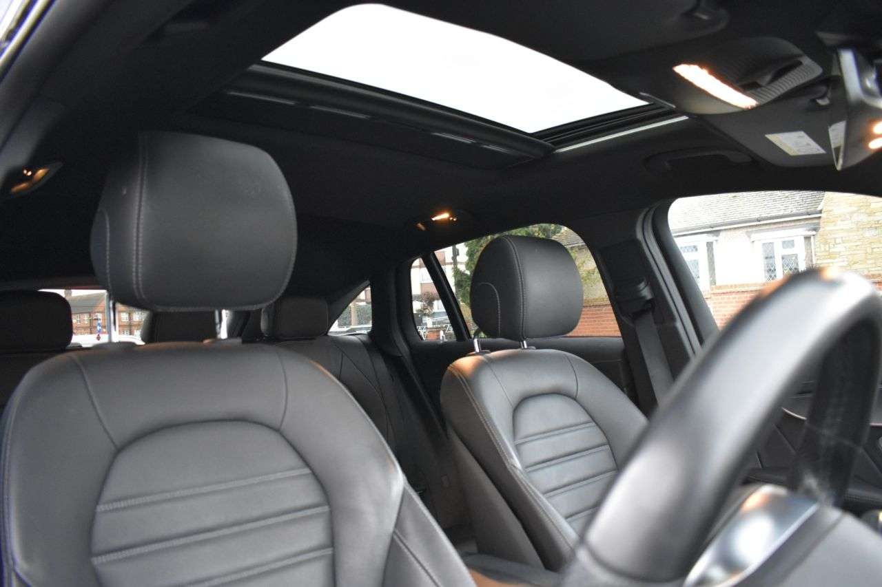 2023 MERCEDES-BENZ EQC 2023 MERCEDES-BENZ EQC