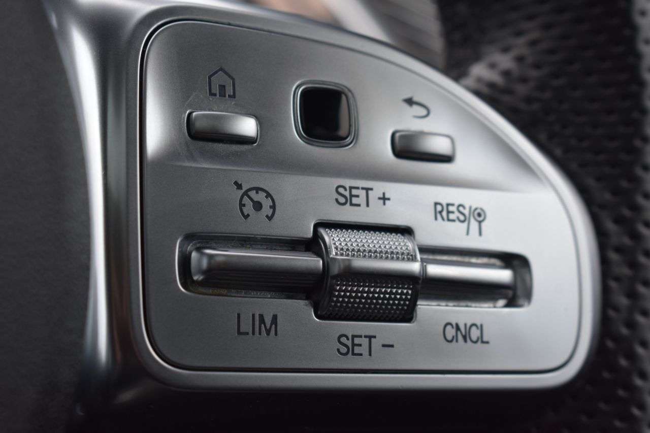 2023 MERCEDES-BENZ EQC 2023 MERCEDES-BENZ EQC