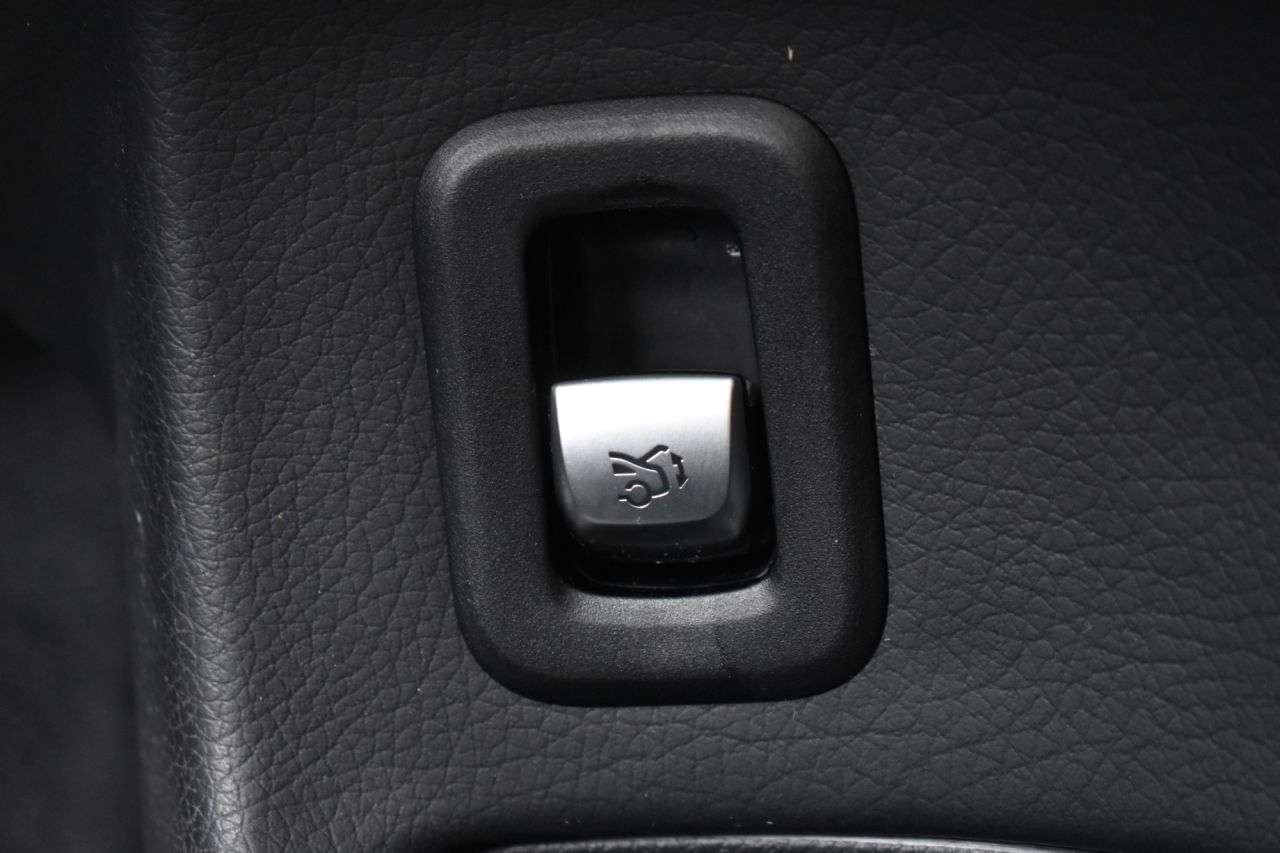 2023 MERCEDES-BENZ EQC 2023 MERCEDES-BENZ EQC