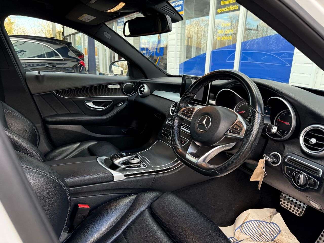 A 2016 MERCEDES-BENZ C-CLASS 1.6 C200d AMG Line Saloon 4dr Diesel G-Tronic+ Euro 6 (s/s) (136 ps) 18 INC A 2016 MERCEDES-BENZ C-CLASS 1.6 C200d AMG Line Saloon 4dr Diesel G-Tronic+ Euro 6 (s/s) (136 ps) 18 INC