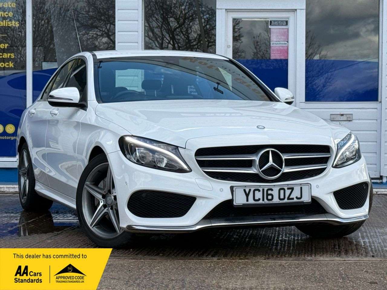 A 2016 MERCEDES-BENZ C-CLASS 1.6 C200d AMG Line Saloon 4dr Diesel G-Tronic+ Euro 6 (s/s) (136 ps) 18 INC A 2016 MERCEDES-BENZ C-CLASS 1.6 C200d AMG Line Saloon 4dr Diesel G-Tronic+ Euro 6 (s/s) (136 ps) 18 INC