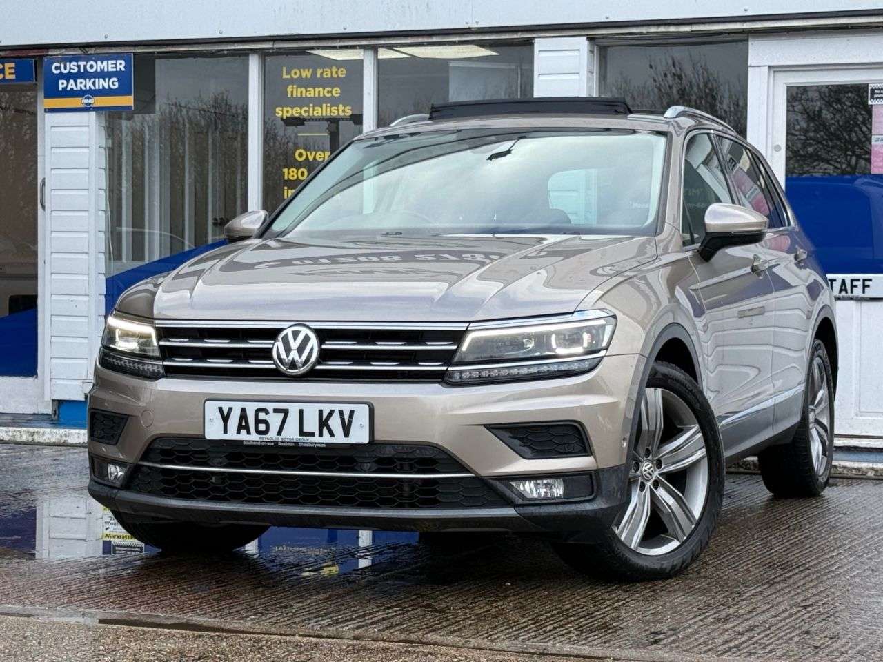 2017 VOLKSWAGEN TIGUAN 2017 VOLKSWAGEN TIGUAN