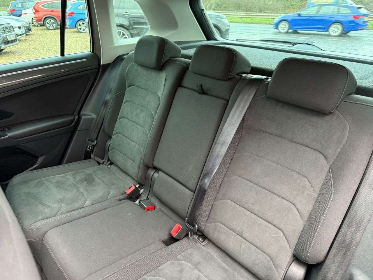 2017 VOLKSWAGEN TIGUAN 2017 VOLKSWAGEN TIGUAN