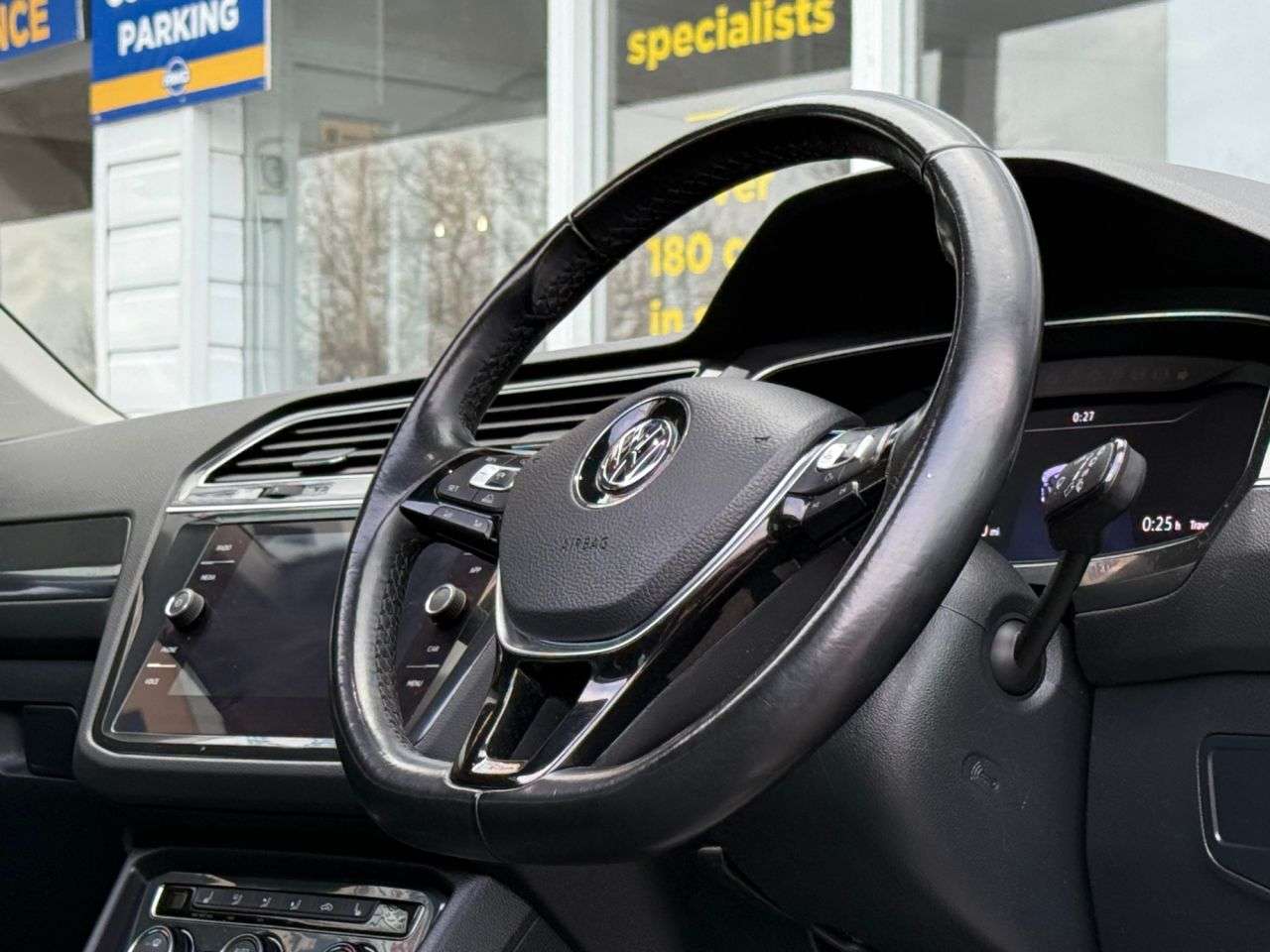 2017 VOLKSWAGEN TIGUAN 2017 VOLKSWAGEN TIGUAN