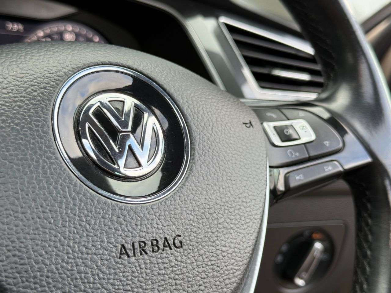 2017 VOLKSWAGEN TIGUAN 2017 VOLKSWAGEN TIGUAN