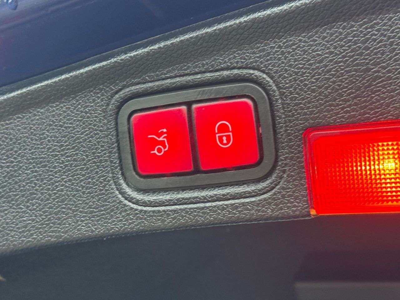 2018 MERCEDES-BENZ C-CLASS 2018 MERCEDES-BENZ C-CLASS