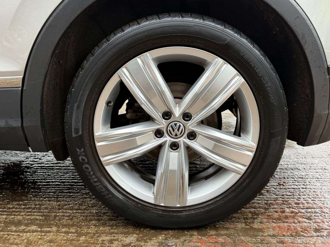 2018 VOLKSWAGEN TIGUAN 2018 VOLKSWAGEN TIGUAN