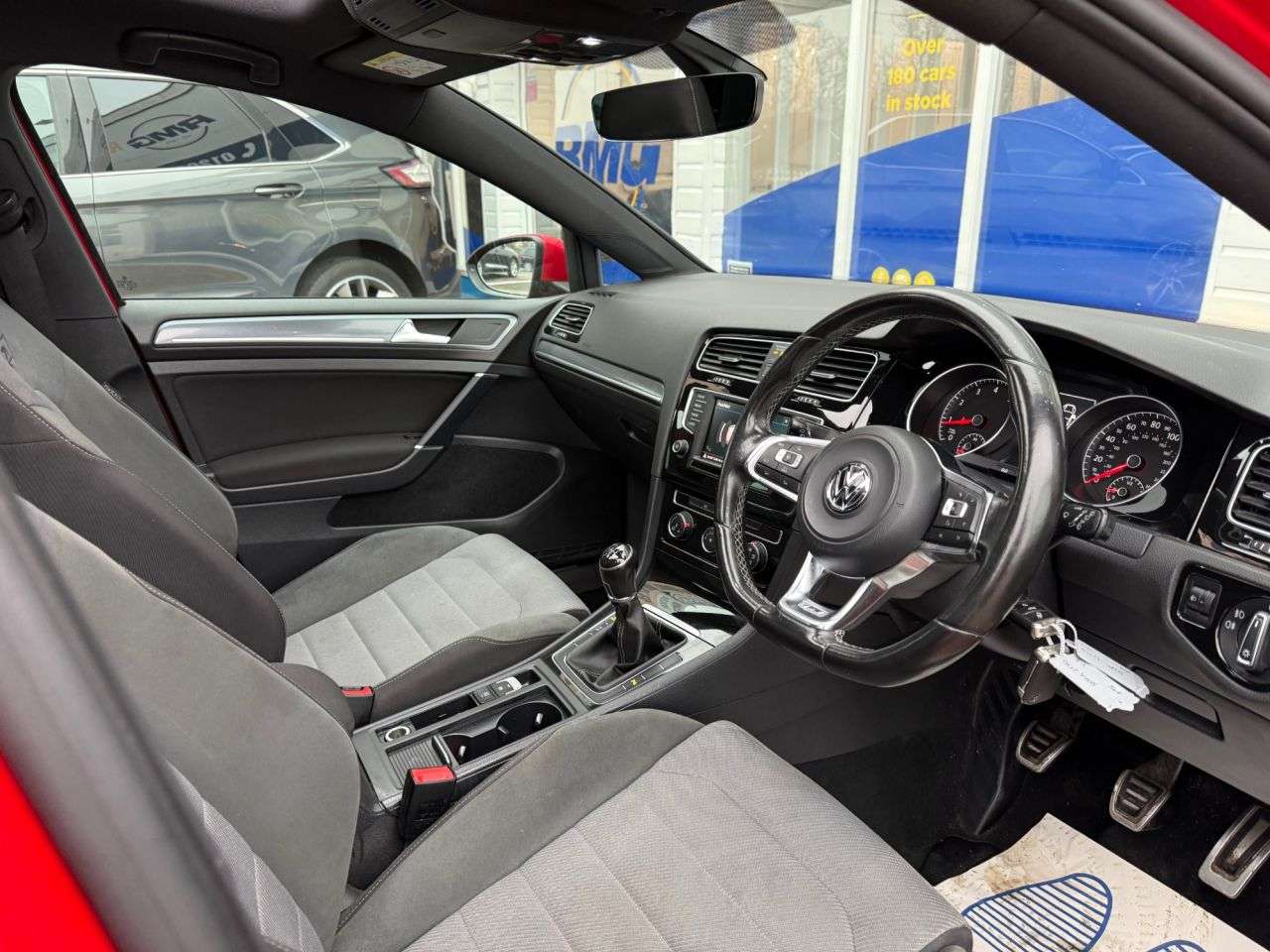 2017 VOLKSWAGEN GOLF 2017 VOLKSWAGEN GOLF