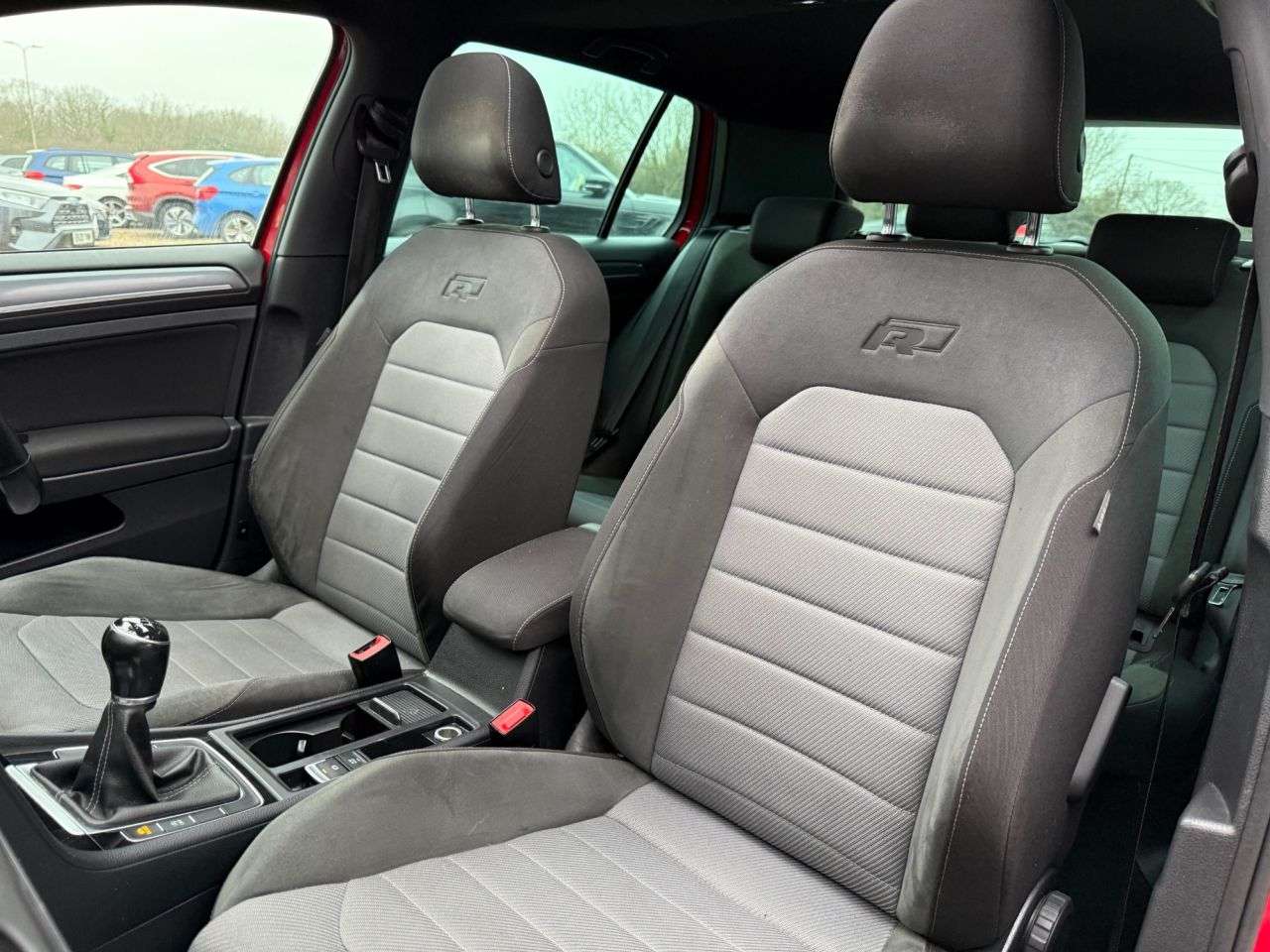 2017 VOLKSWAGEN GOLF 2017 VOLKSWAGEN GOLF