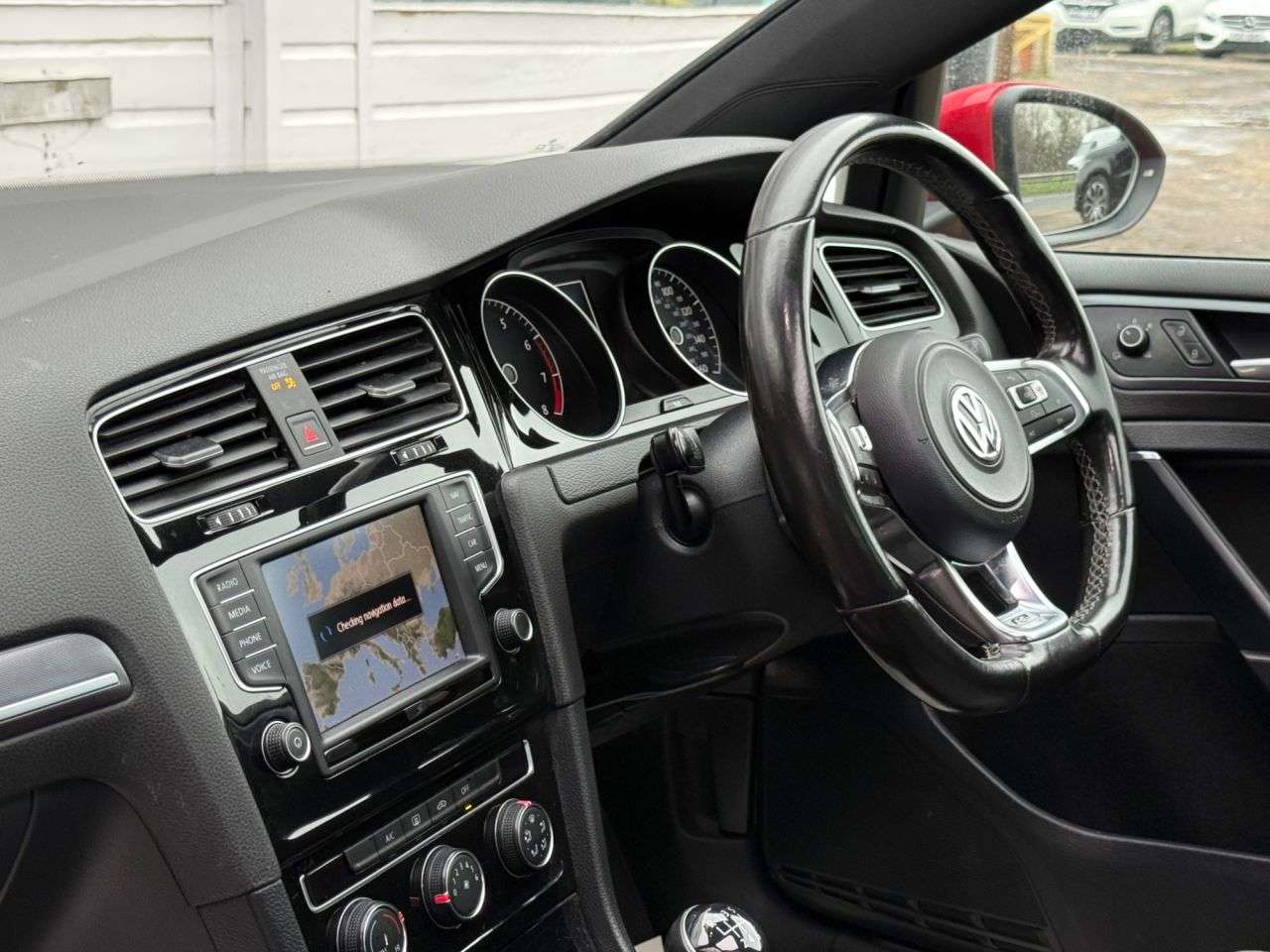 2017 VOLKSWAGEN GOLF 2017 VOLKSWAGEN GOLF