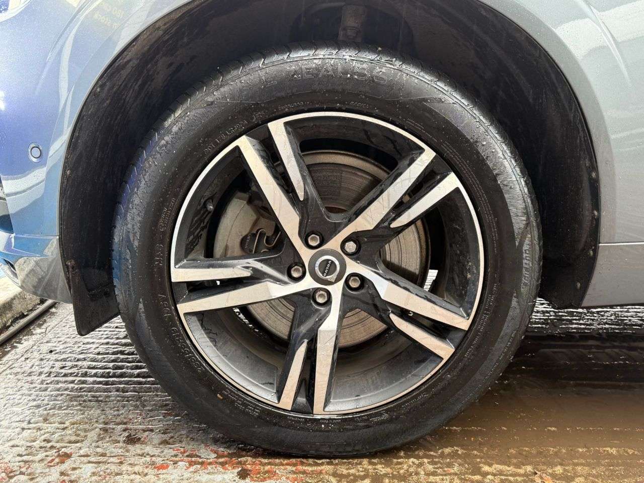 2019 VOLVO XC60 2019 VOLVO XC60