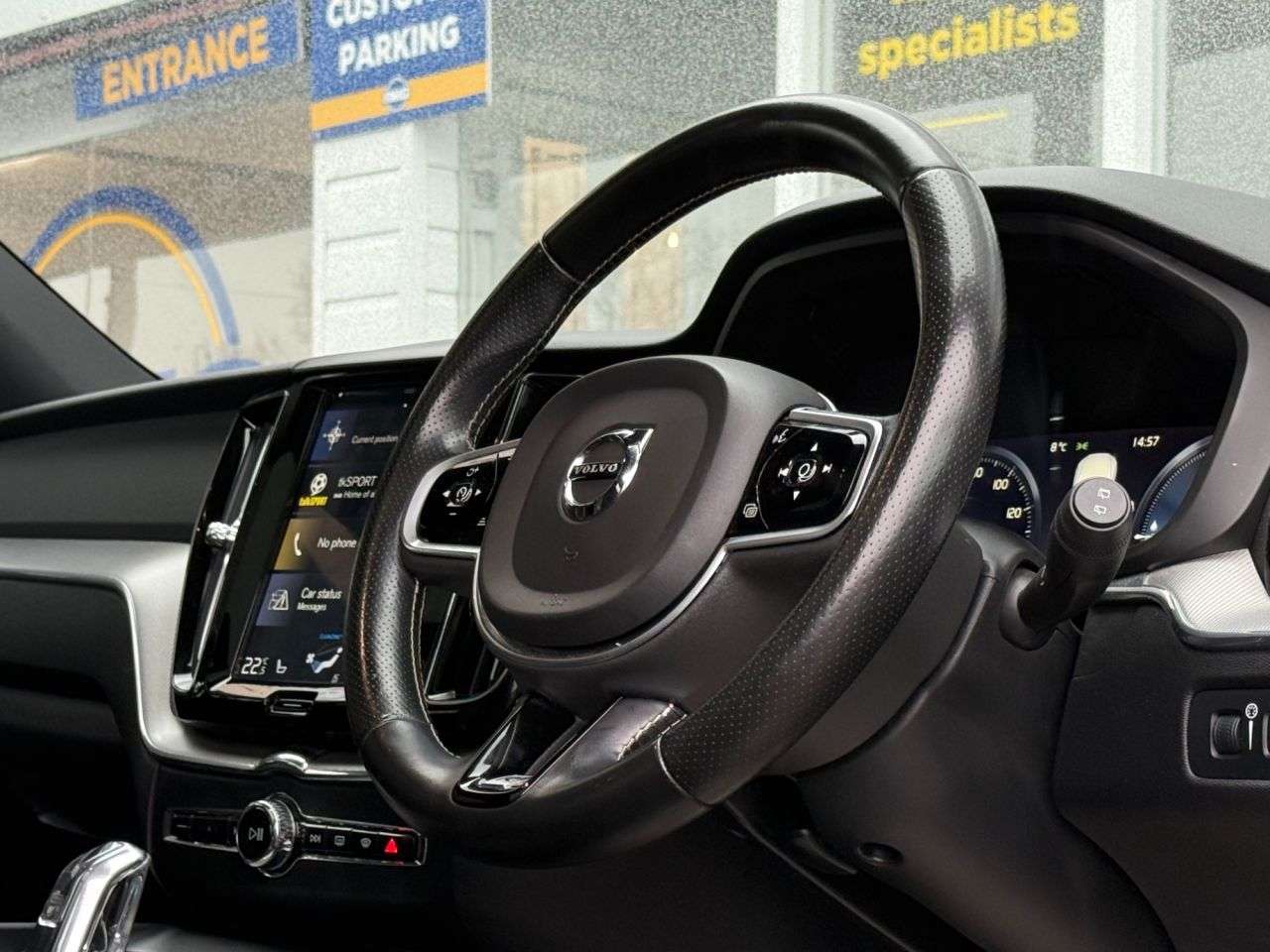 2019 VOLVO XC60 2019 VOLVO XC60