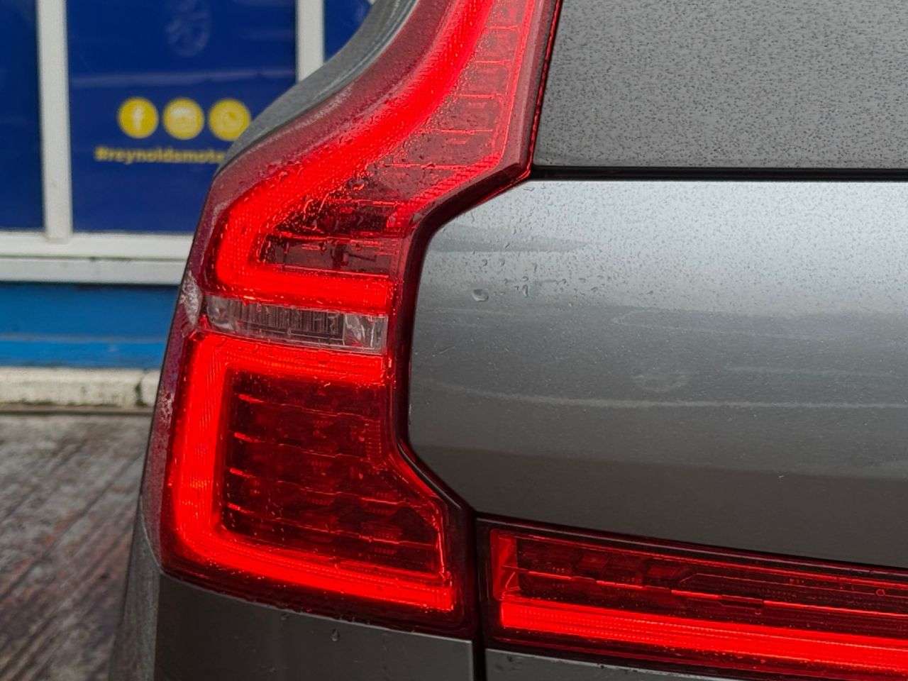 2019 VOLVO XC60 2019 VOLVO XC60