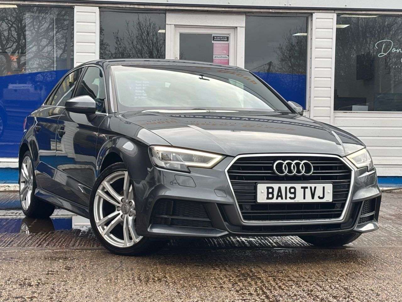 A 2019 AUDI A3 1.5 TFSI CoD 35 S line Saloon 4dr Petrol S Tronic Euro 6 (s/s) (150 ps) HDD A 2019 AUDI A3 1.5 TFSI CoD 35 S line Saloon 4dr Petrol S Tronic Euro 6 (s/s) (150 ps) HDD