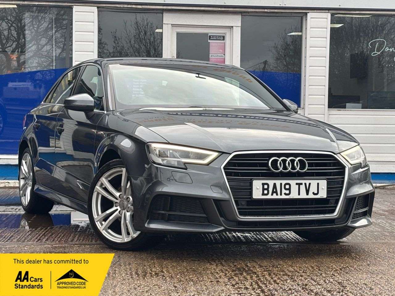 A 2019 AUDI A3 1.5 TFSI CoD 35 S line Saloon 4dr Petrol S Tronic Euro 6 (s/s) (150 ps) HDD A 2019 AUDI A3 1.5 TFSI CoD 35 S line Saloon 4dr Petrol S Tronic Euro 6 (s/s) (150 ps) HDD
