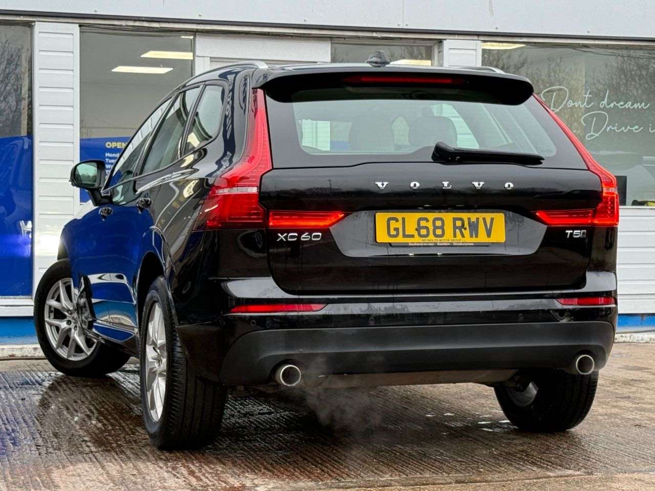 2018 VOLVO XC60 2018 VOLVO XC60